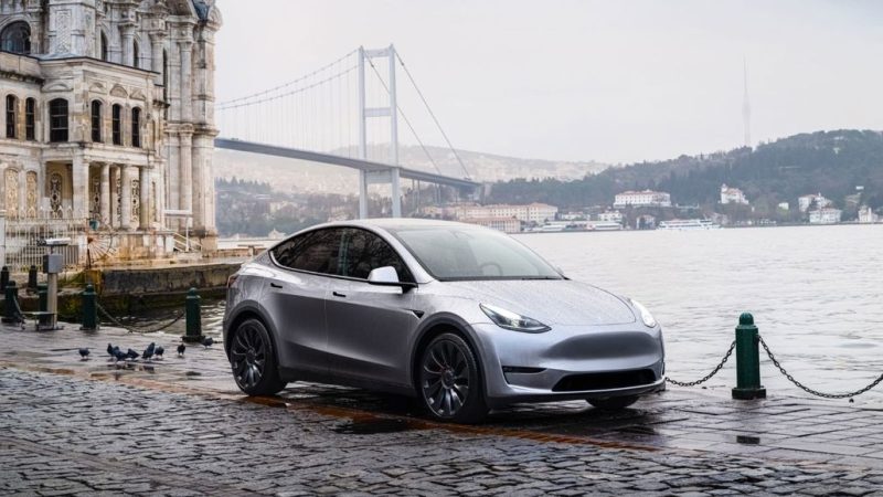 Tesla 6 milyon elektrikli araç üretti