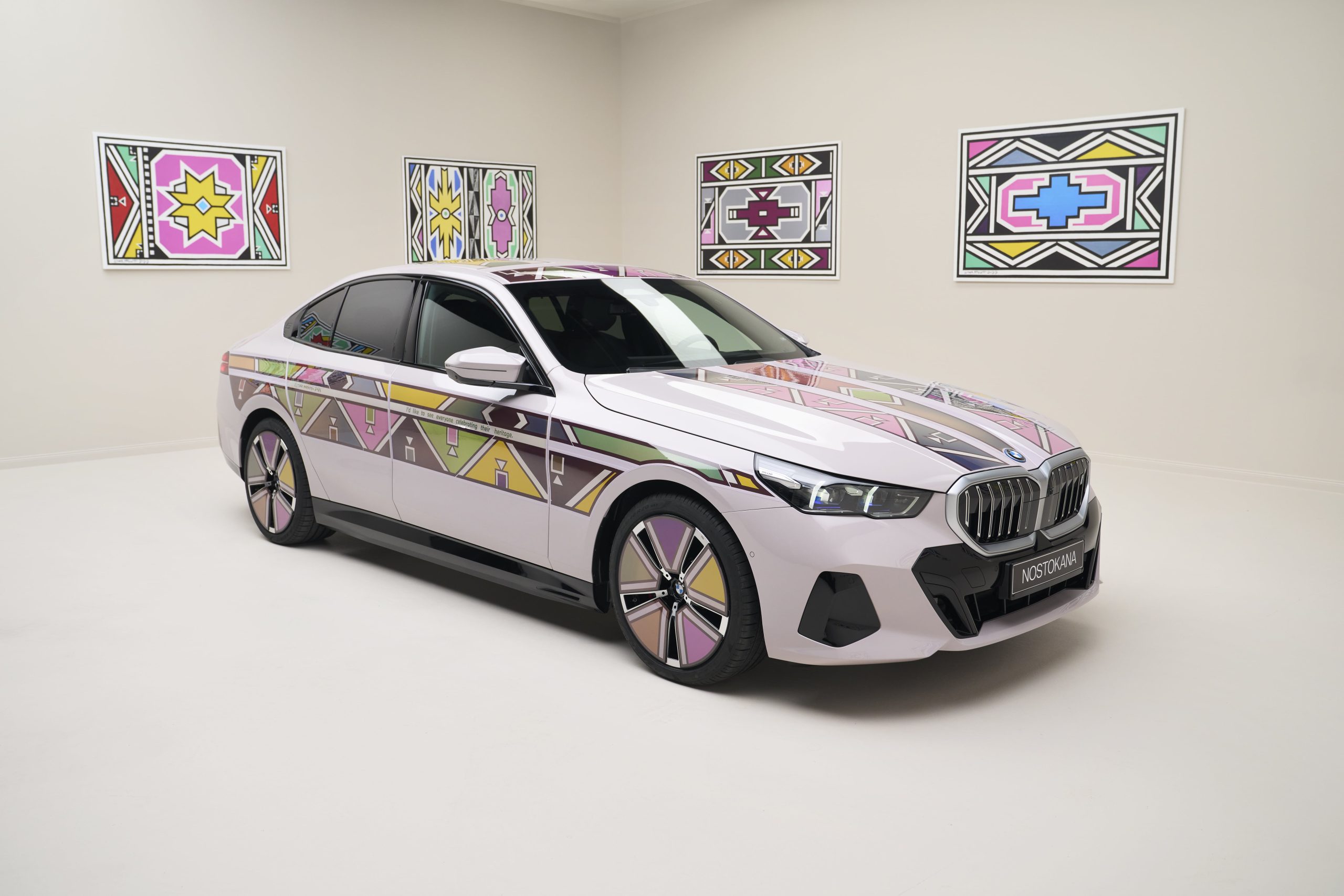 BMW i5 Flow NOSTOKANA, Los Angeles Frieze’den Sonra Contemporary İstanbul’a Geliyor