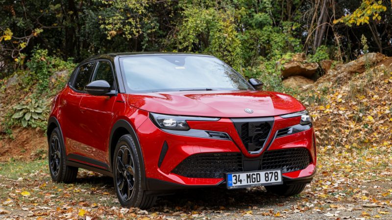 Alfa Romeo’nun Yeni Sportif SUV’u  “Junior” Türkiye Yollarında