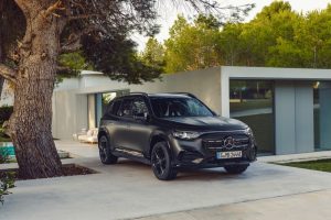 Yeni Mercedes-Benz GLB 220 4MATIC Türkiye’de: İşte Öne Çıkan Özellikleri ve Fiyatı!